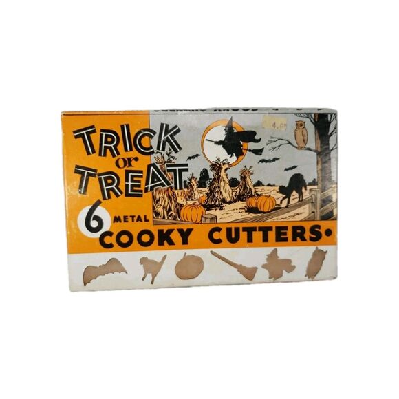 Vintage Halloween Trick or Treat  Cooky Cutters 1960s Cookie Metal Original Box - Picture 1 of 14